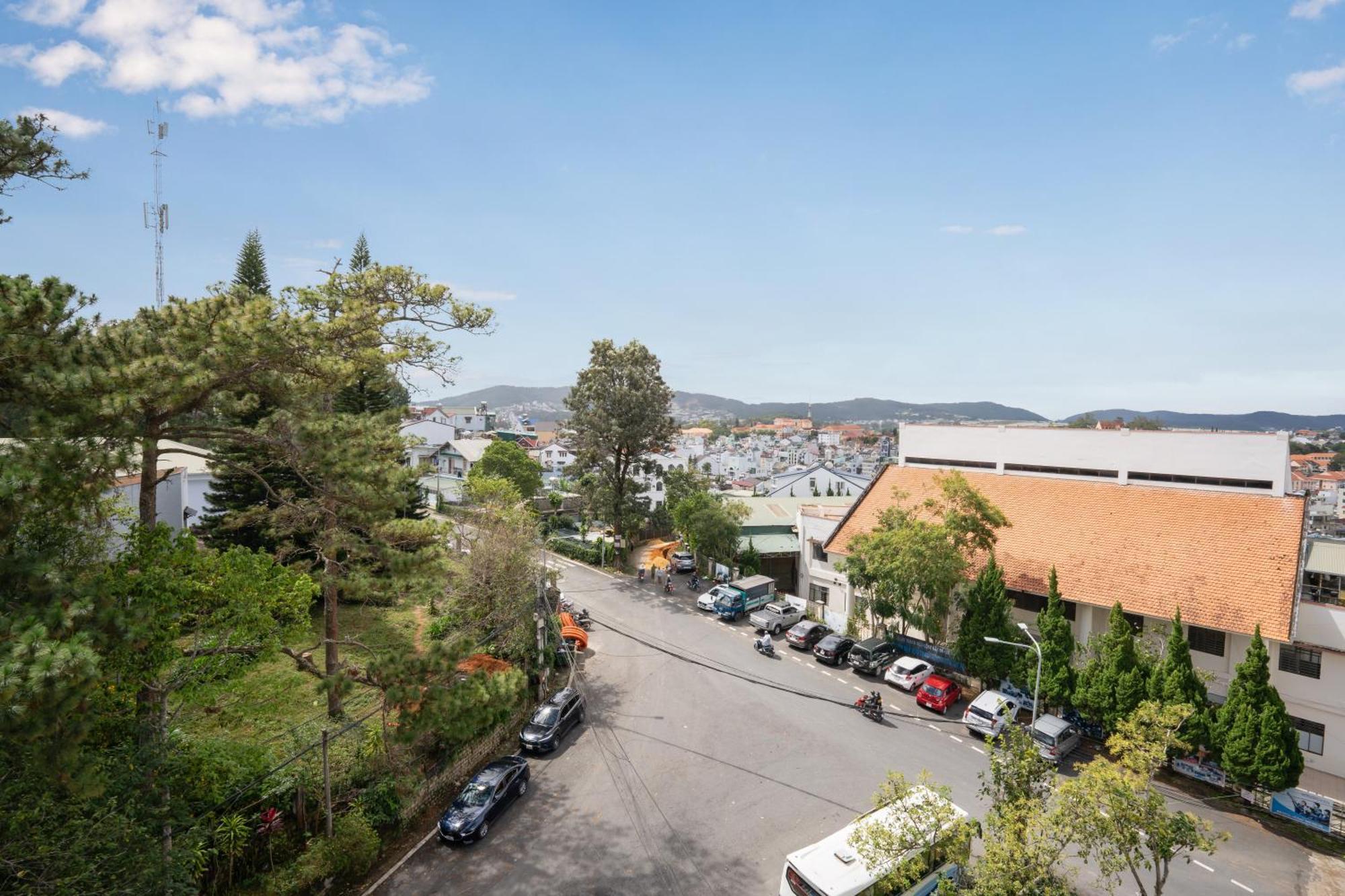 Be U Hotel City View Dalat Luaran gambar